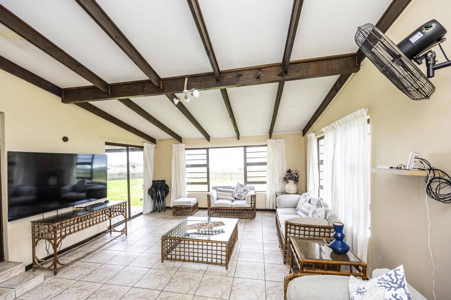 3 Bedroom Property for Sale in Marshstrand Eastern Cape